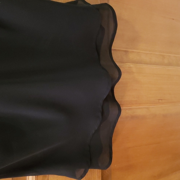 COTE FEMME TANKTO P SLEEVELESS BLOUSE Double sheer black layers w white trim. - Picture 5 of 7